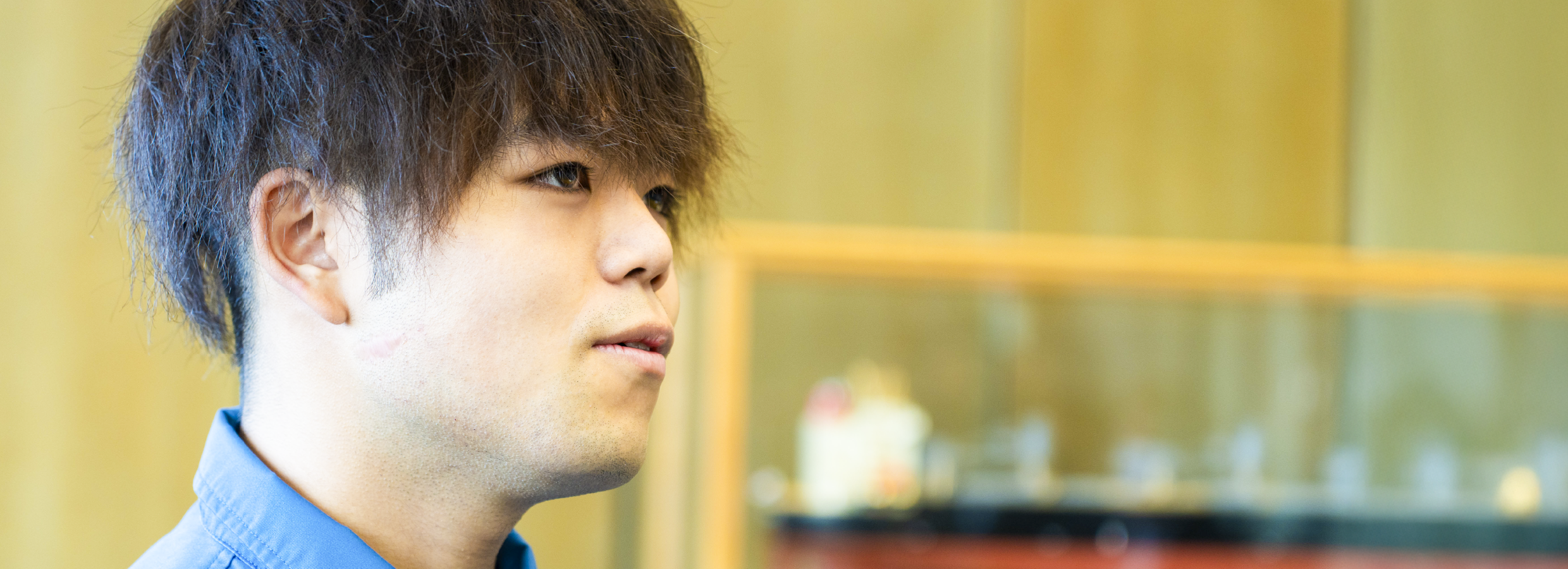 働く社員の画像