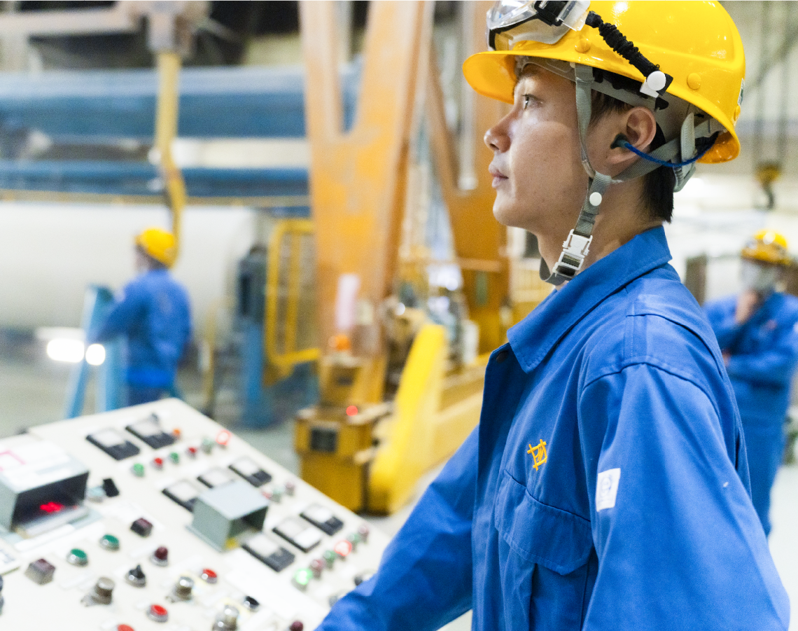 働く社員の画像