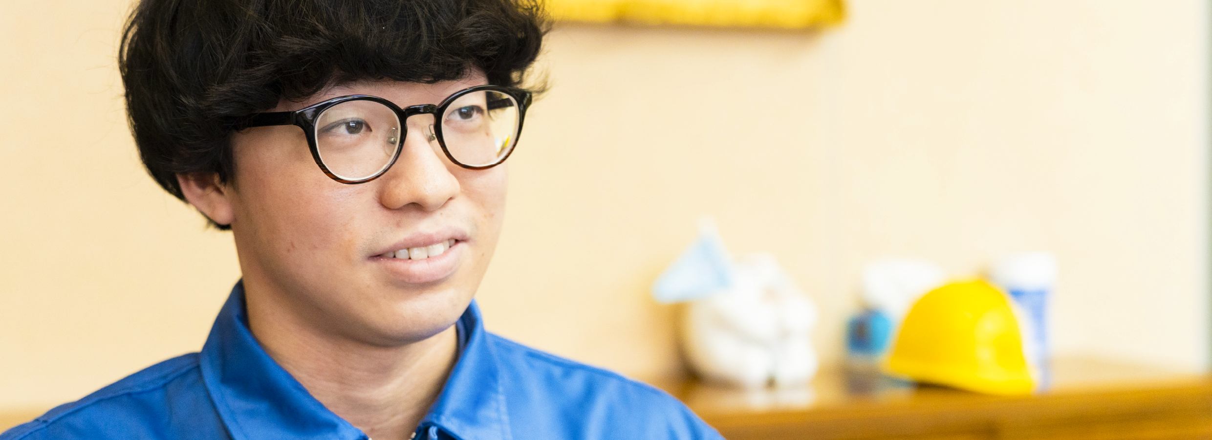 働く社員の画像